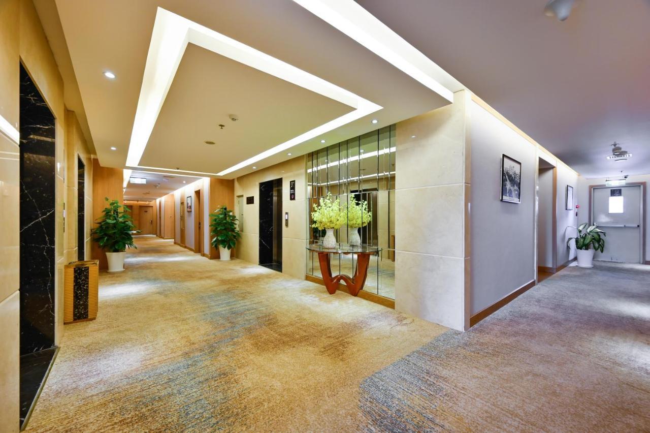 Muong Thanh Grand Saigon Centre Hotel Хошимин Экстерьер фото